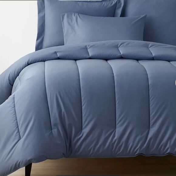 The Company Store Cotton Classic Smooth Wrinkle-Free Sateen Comforter. New! - Picture 1 of 9